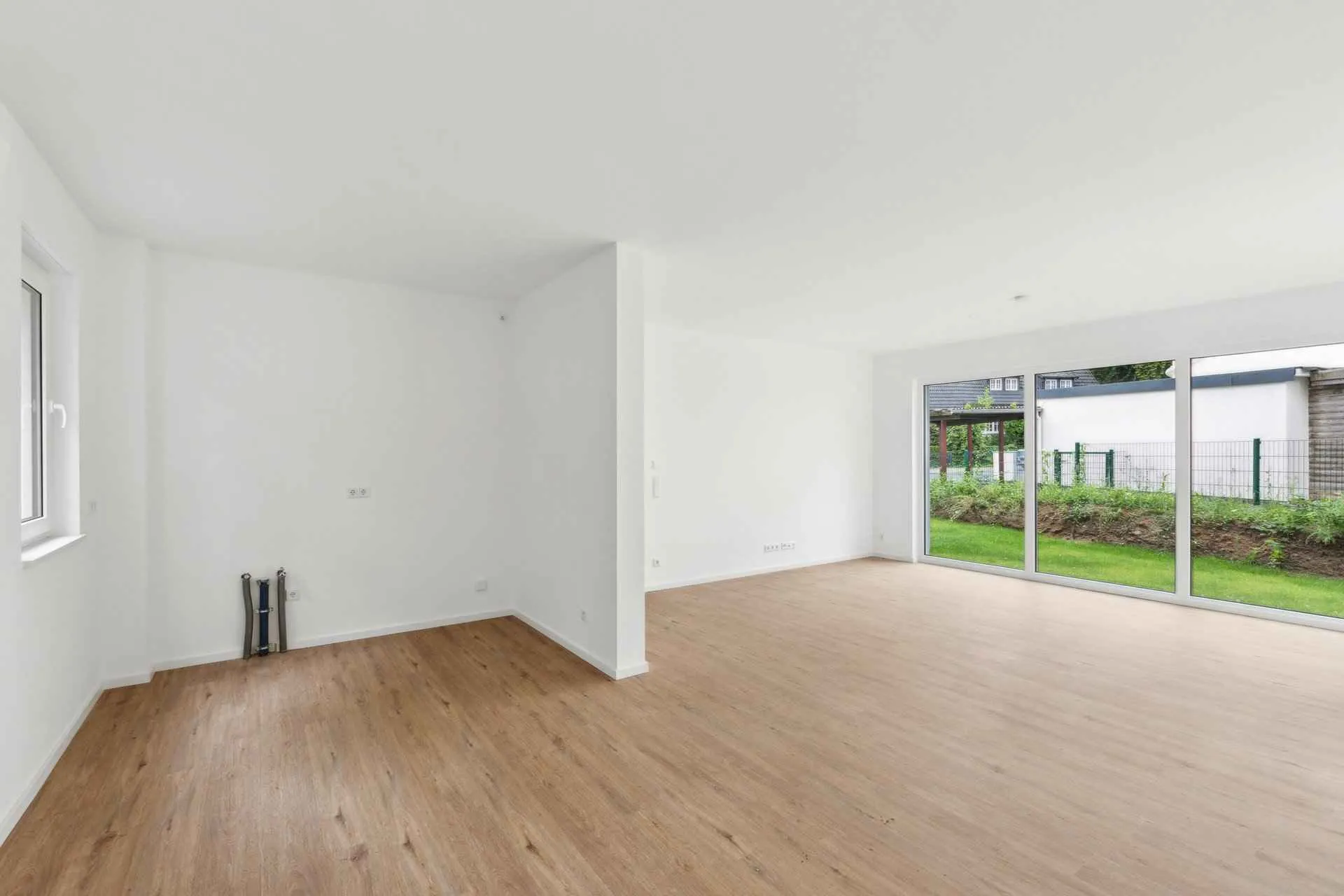 Immobilienangebot - Hamburg - Alle - Exklusive Neubau-Etagenwohnung mit Dachterrasse im Herzen von Hamburg-Harburg