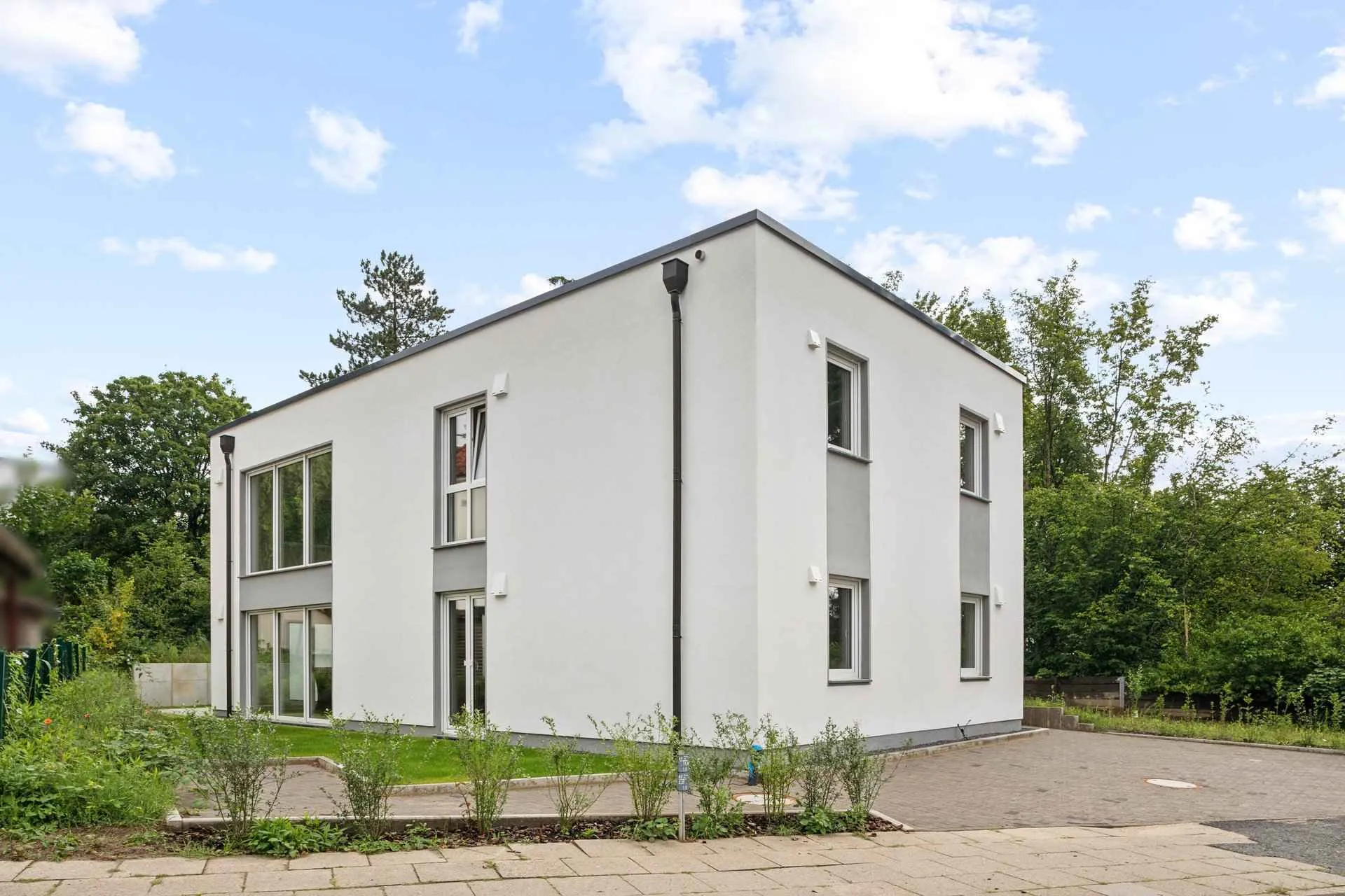 Immobilienangebot - Hamburg - Alle - Zwei Wohneinheiten unter einem Dach – ideal für Familie oder Kapitalanlage