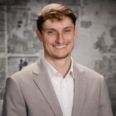 Cedric Baumhöfer - Team der Hamburger Volksbank Immobilien