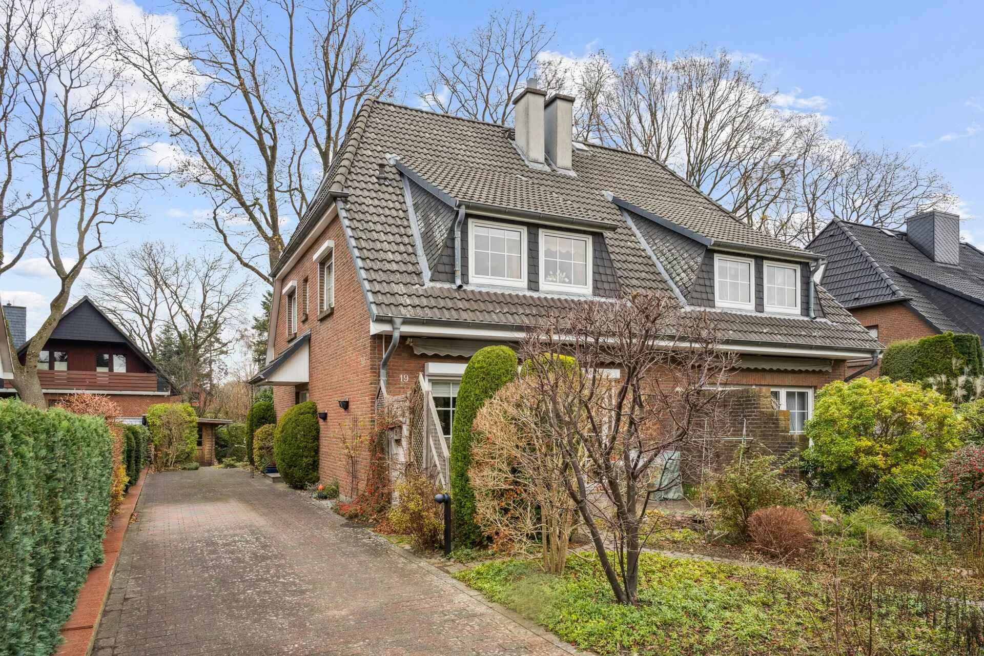 Immobilienangebot - Wedel - Alle - Einziehen und sofort Wohlfühlen! Sehr gepflegte Doppelhaushälfte in der Moorwegsiedlung!