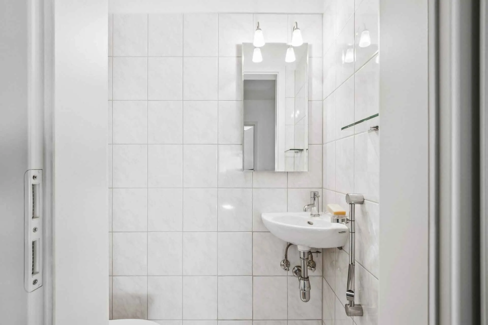 Immobilienangebot - Hamburg - Alle - Top gepflegte 3- Zimmerwohnung inkl. Tiefgaragenstellplatz im Herzen von Hamburg -Wellingsbüttel