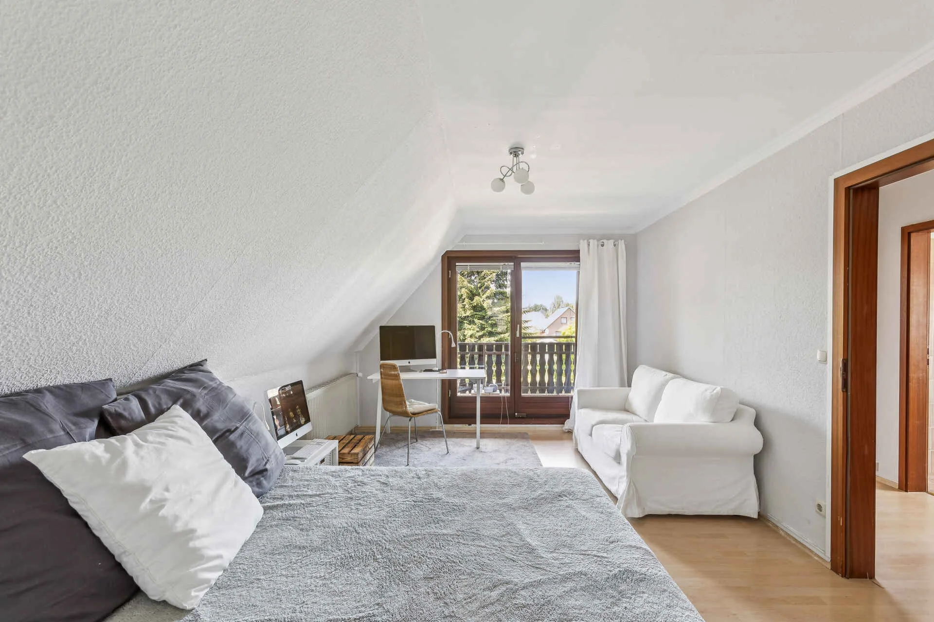 Immobilienangebot - Hamburg - Alle - Familienglück - Einfamilienhaus mit Einliegerwohnung in ruhiger Wohnlage von Hamburg-Neugraben