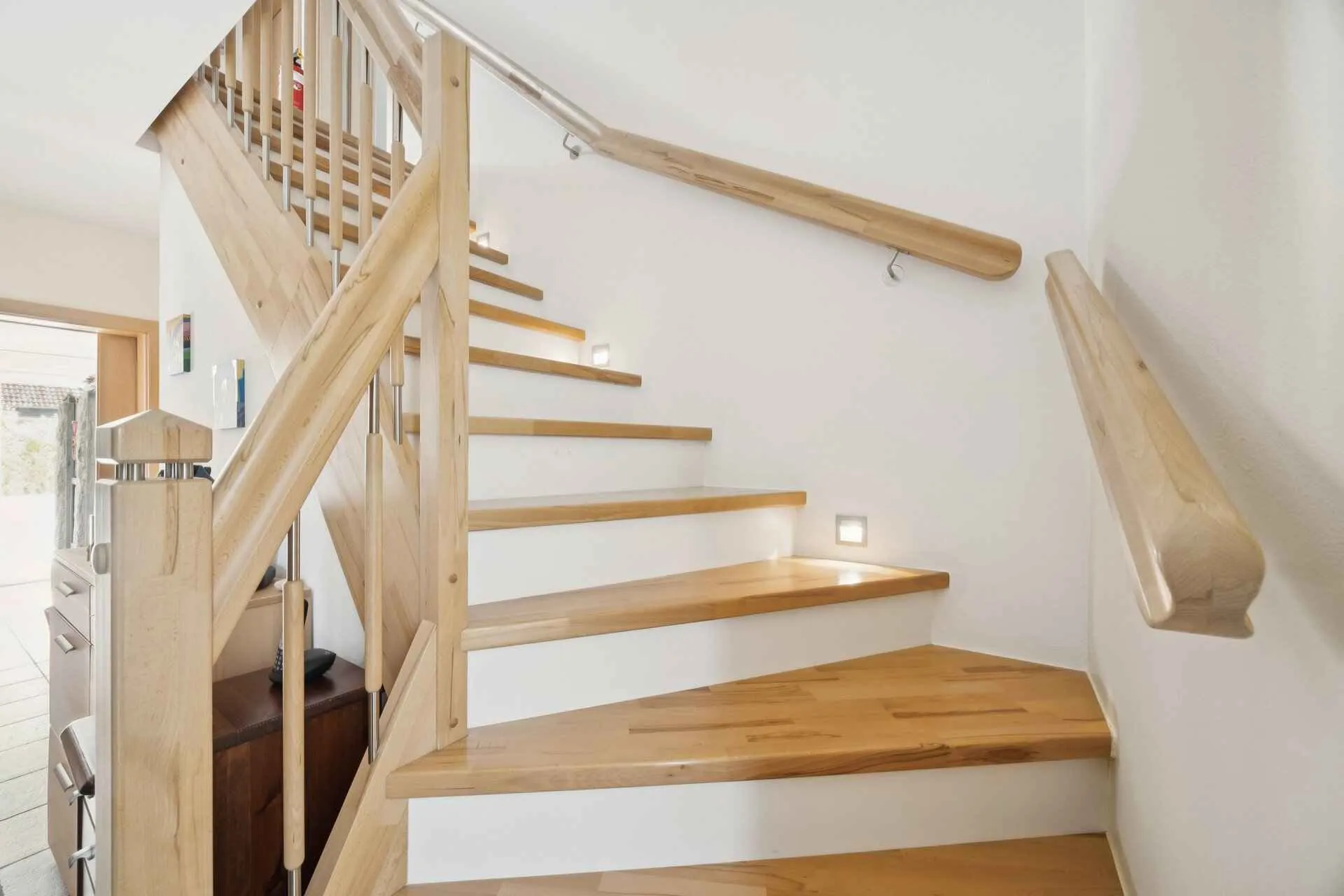 Immobilienangebot - Hamburg / Sasel - Alle - Familie Willkommen- gepflegtes Einfamilienhaus mit Top- Energieeffizienz im Herzen von HH - Sasel
